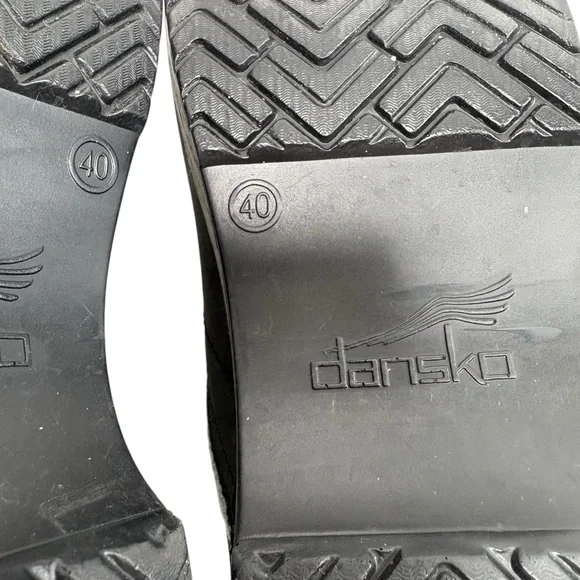 Dansko 40 Womens Solid Black Slip On Clogs Career Work Office Comfort Nurse Shoe - Picture 8 of 10